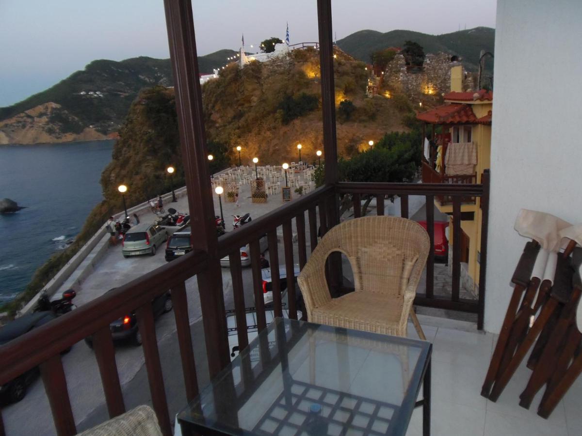 Studios Milos Skopelos-Where The Sea Meets The Sky Extérieur photo